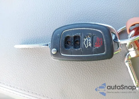 2015 Hyundai Sonata Se из США, поврежденный, VIN 5NPE24AF6FH070883